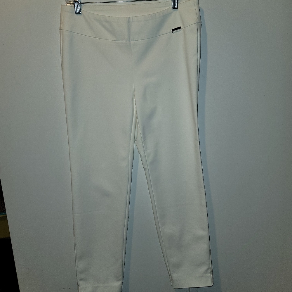Lilly Pulitzer Cream Color Stretch Pants. Size 8